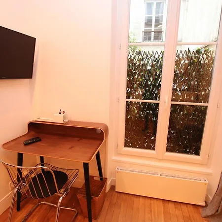 Trocadero Scheffer アパート